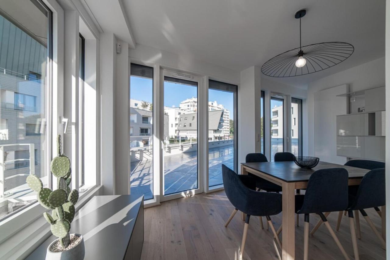 L'Estrade Appartement Annecy Luaran gambar