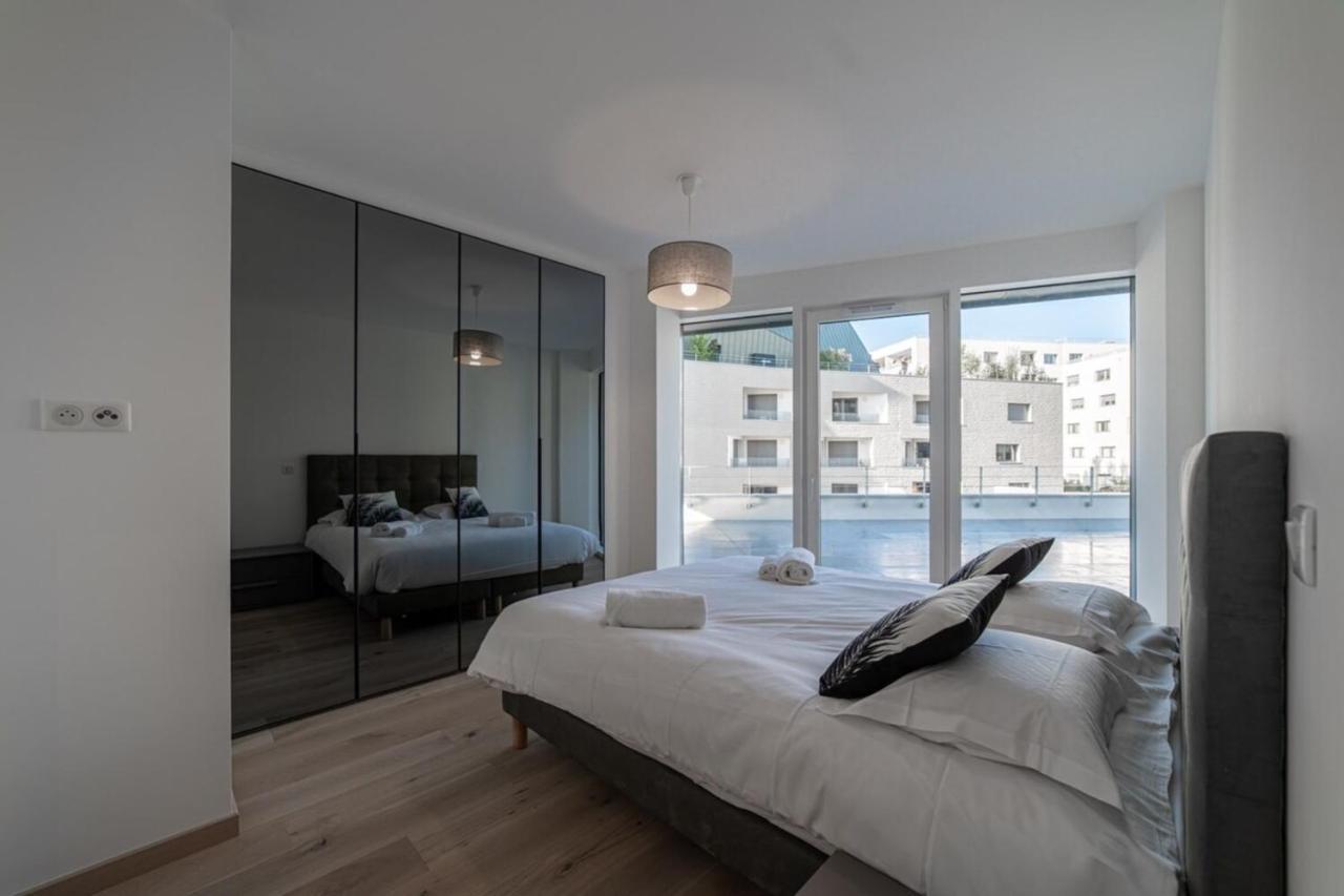L'Estrade Appartement Annecy Luaran gambar